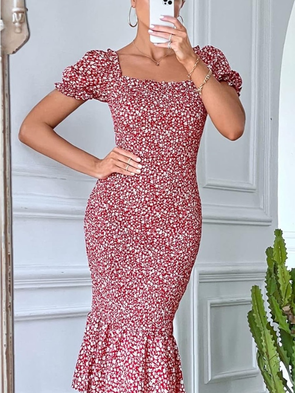 Women’s Red Floral Puff-Sleeve Midi Dress with Ruffled Hem - Picture 4 of 4